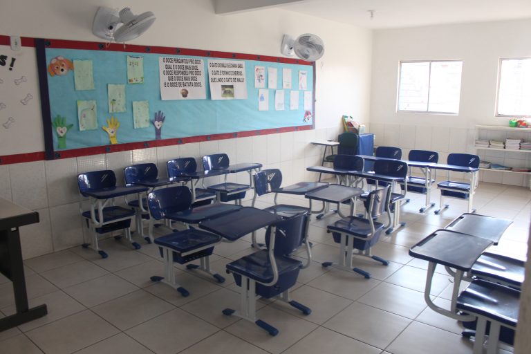 sala-de-aula-escola-cence (2)