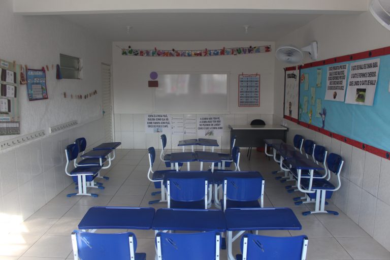sala-de-aula-escola-cence (3)