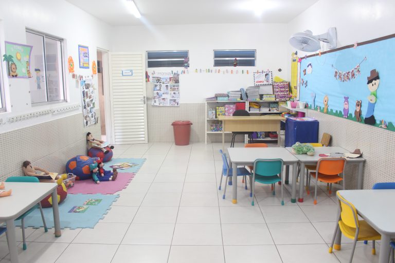 sala-de-aula-escola-cence